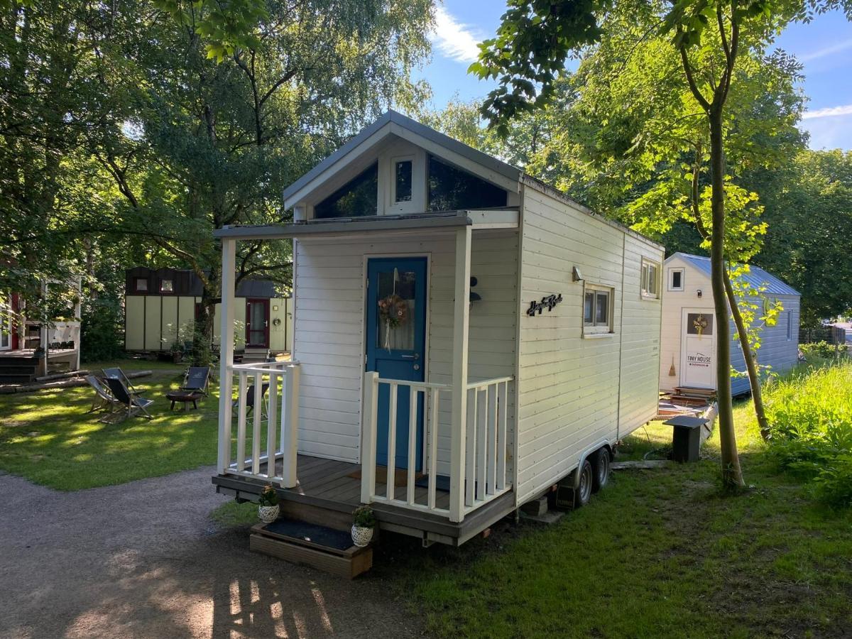 Tiny House Ems Im Pier9 Tiny House Hotel Hamm  Exterior photo